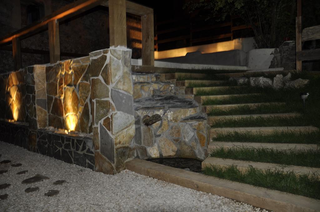 La Terraza De Onis Villa Bobia de Arriba Bagian luar foto